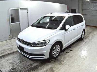 Volkswagen GOLF TOURAN
