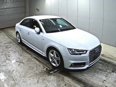 Audi A4  с аукциона в Японии