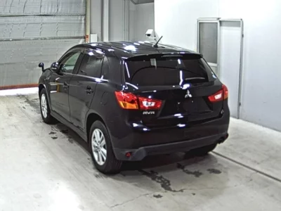 Mitsubishi RVR