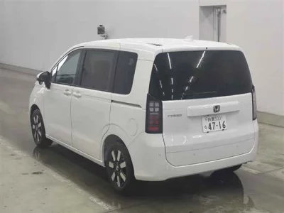 Honda FREED  с аукциона в Японии