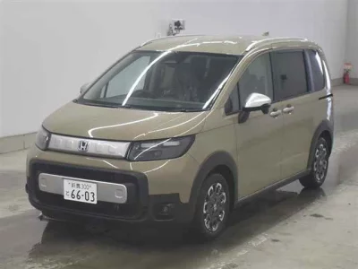 Honda FREED  с аукциона в Японии