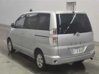 Toyota VOXY лот № 80063 оценка 3.5  с аукциона в Японии 1