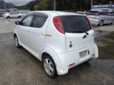 Subaru R2  с аукциона в Японии