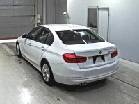 BMW 3-Series лот № 7097 оценка 4  с аукциона в Японии 1