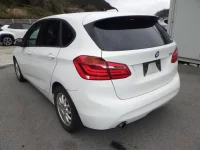 BMW 2-Series лот № 3897 оценка 3.5  с аукциона в Японии 1