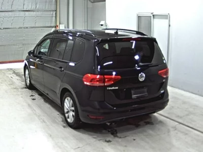 Volkswagen GOLF TOURAN