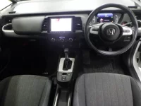 Honda FIT лот № 3085 оценка 4.5  с аукциона в Японии 2