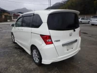 Honda FREED лот № 3881 оценка 3.5  с аукциона в Японии 1