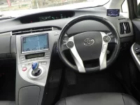 Toyota PRIUS PHV лот № 3904 оценка 3.5  с аукциона в Японии 2