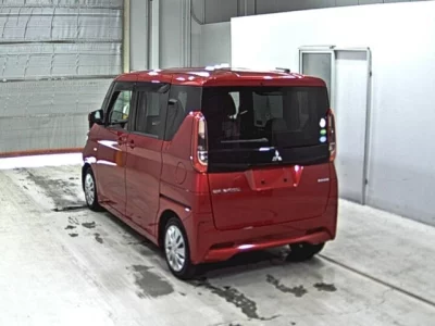 Mitsubishi EK SPACE  с аукциона в Японии