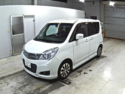 Suzuki SOLIO  с аукциона в Японии
