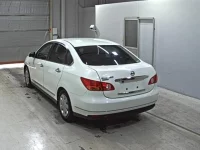 Nissan SYLPHY лот № 9377 оценка 4  с аукциона в Японии 1