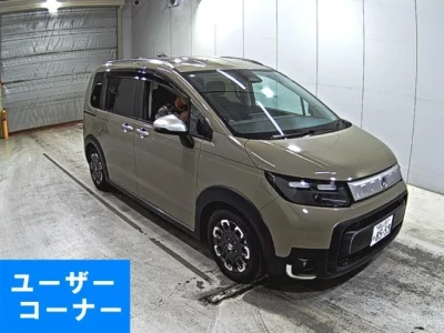 Honda FREED  с аукциона в Японии