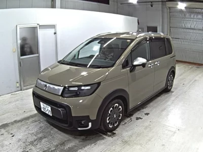 Honda FREED  с аукциона в Японии