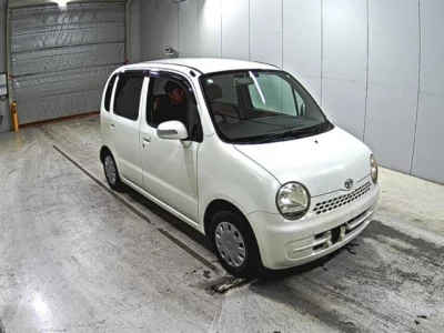 Daihatsu MOVE LATTE  с аукциона в Японии