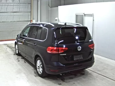 Volkswagen GOLF TOURAN