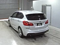 BMW 2-Series лот № 7103 оценка 4  с аукциона в Японии 1