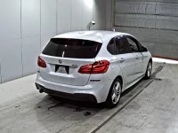 BMW 2-Series лот № 7103 оценка 4  с аукциона в Японии 4