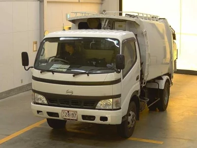 Hino DUTRO  с аукциона в Японии