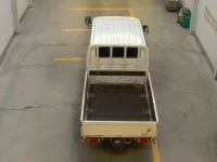 Hino DUTRO лот № 1121 оценка 3.5  с аукциона в Японии 2