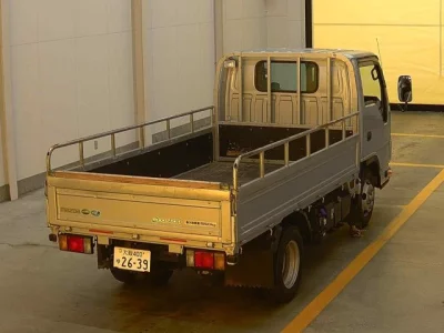 Mazda TITAN  с аукциона в Японии