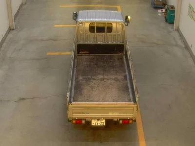 Mazda TITAN  с аукциона в Японии