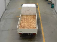 Mazda TITAN лот № 1012 оценка 3.5  с аукциона в Японии 2