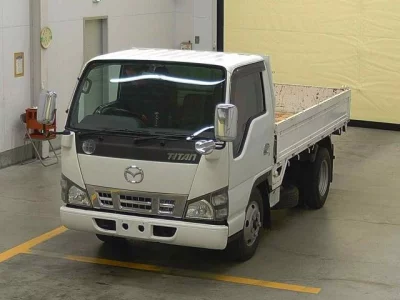 Mazda TITAN  с аукциона в Японии