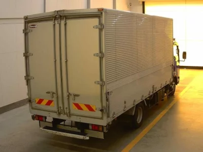 Mazda TITAN  с аукциона в Японии