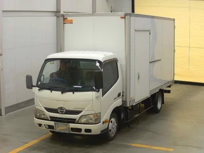 Hino DUTRO  с аукциона в Японии