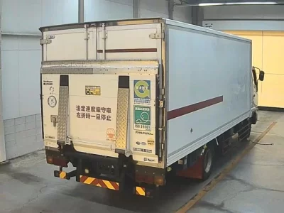Mitsubishi FUSO FIGHTER  с аукциона в Японии