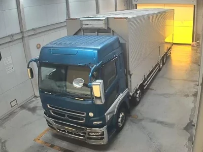 Mitsubishi FUSO TRUCK  с аукциона в Японии