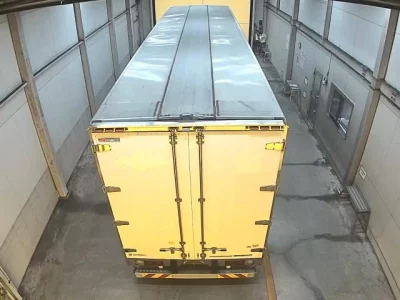 Mitsubishi FUSO TRUCK  с аукциона в Японии