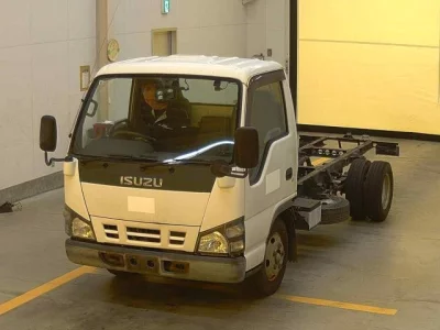 Isuzu ELF TRUCK