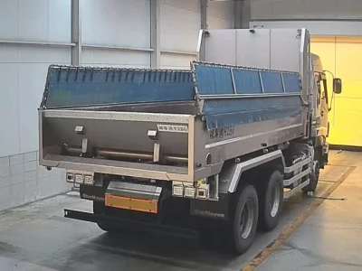 Isuzu TRUCK  с аукциона в Японии