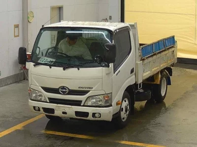 Hino DUTRO  с аукциона в Японии