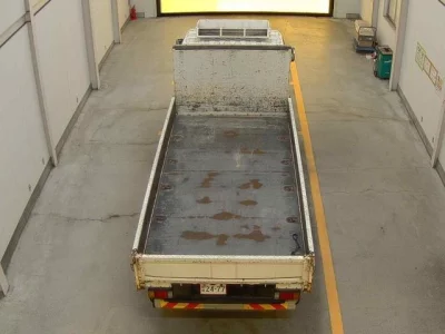 Mazda TITAN  с аукциона в Японии