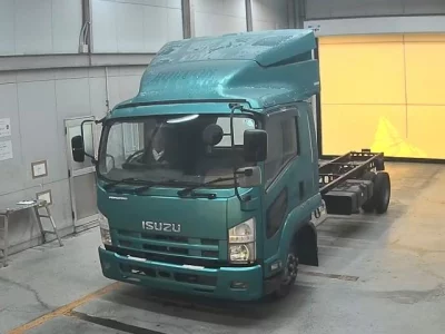 Isuzu FORWARD  с аукциона в Японии