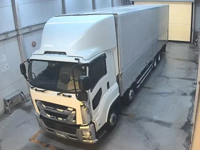 Isuzu TRUCK  с аукциона в Японии