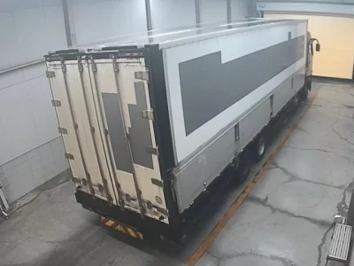 Mitsubishi FUSO TRUCK  с аукциона в Японии