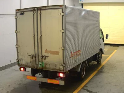 Mazda TITAN  с аукциона в Японии