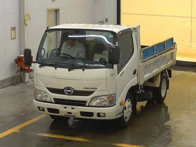 Hino DUTRO  с аукциона в Японии