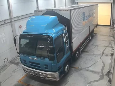 Isuzu TRUCK  с аукциона в Японии
