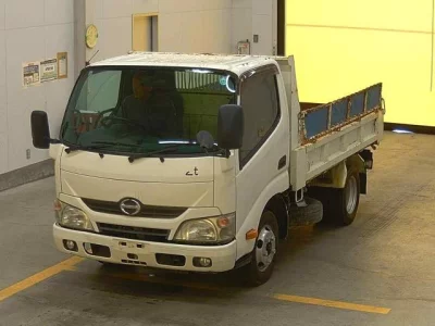 Hino DUTRO  с аукциона в Японии