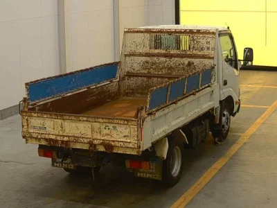 Hino DUTRO  с аукциона в Японии