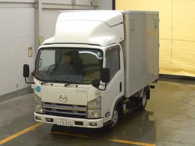 Mazda TITAN  с аукциона в Японии