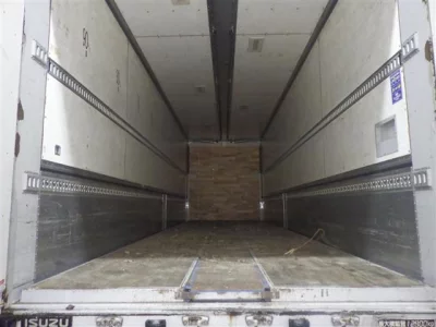 Isuzu TRUCK  с аукциона в Японии