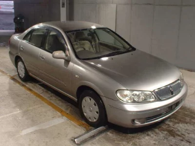 Nissan SYLPHY  с аукциона в Японии