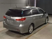 Toyota WISH лот № 8020 оценка 3  с аукциона в Японии 4