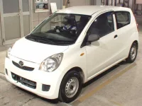 Daihatsu MIRA лот № 8028 оценка 3.5  с аукциона в Японии 3